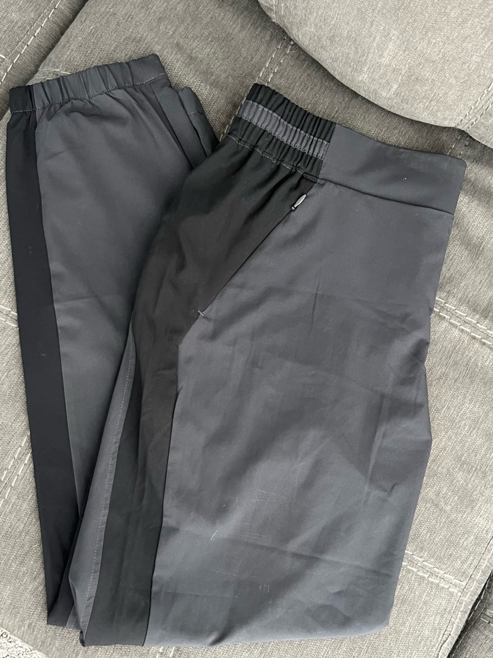 Fabletics Women's Two-Tone Black & Charcoal Track Joggers